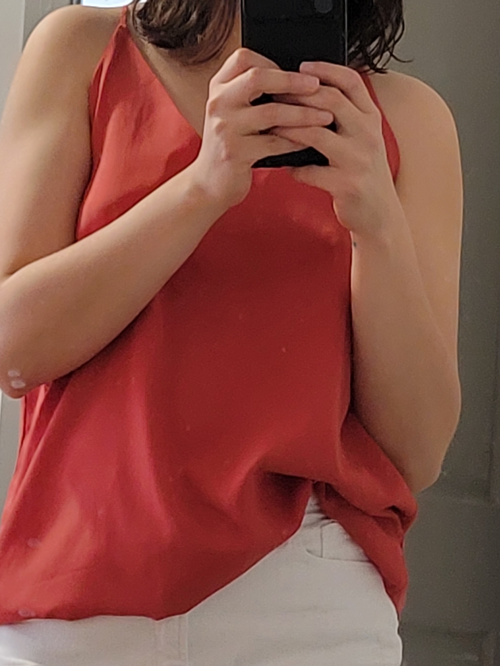 2 Tops Per 8 USD Sleeveless V-Neck Red And Short Sleeve Top